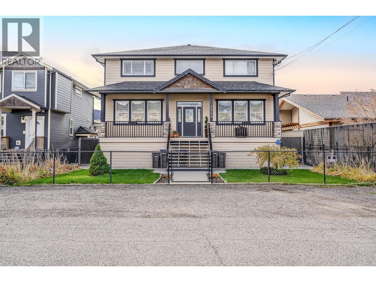 Property Photo: 2240 Jackson Avenue BC V1K 1B8