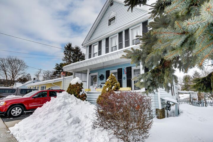 Property Photo: 121 E Fourth Avenue NY 12095