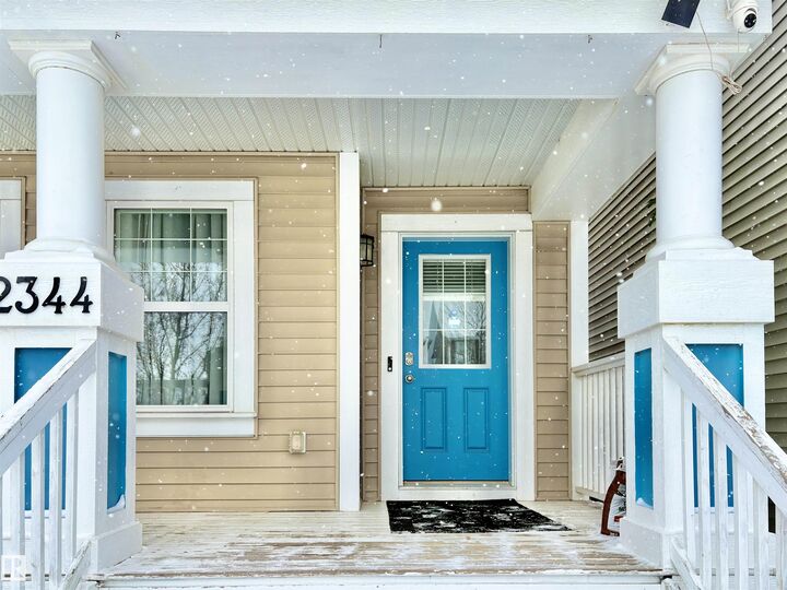 Property Photo: 2344 71 Street SW AB T6X 1Z1