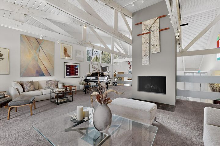 Property Photo:  302 Juniper Hill Road NE  NM 87122 