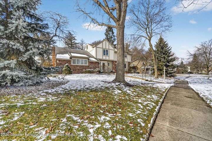 Property Photo:  3781 Sandlewood Drive  MI 48864 