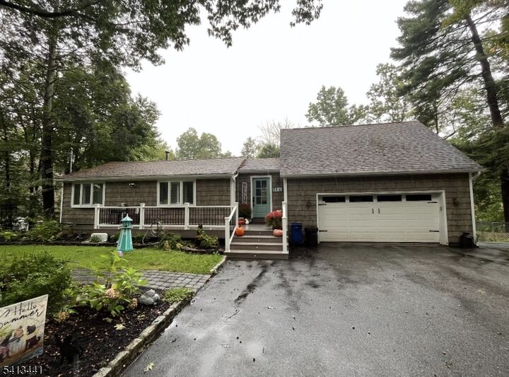 Property Photo: 87 Fairlawn Dr NJ 07421