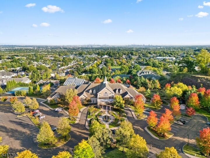 Property Photo:  3 Slate Ct Unit C3  NJ 07424 