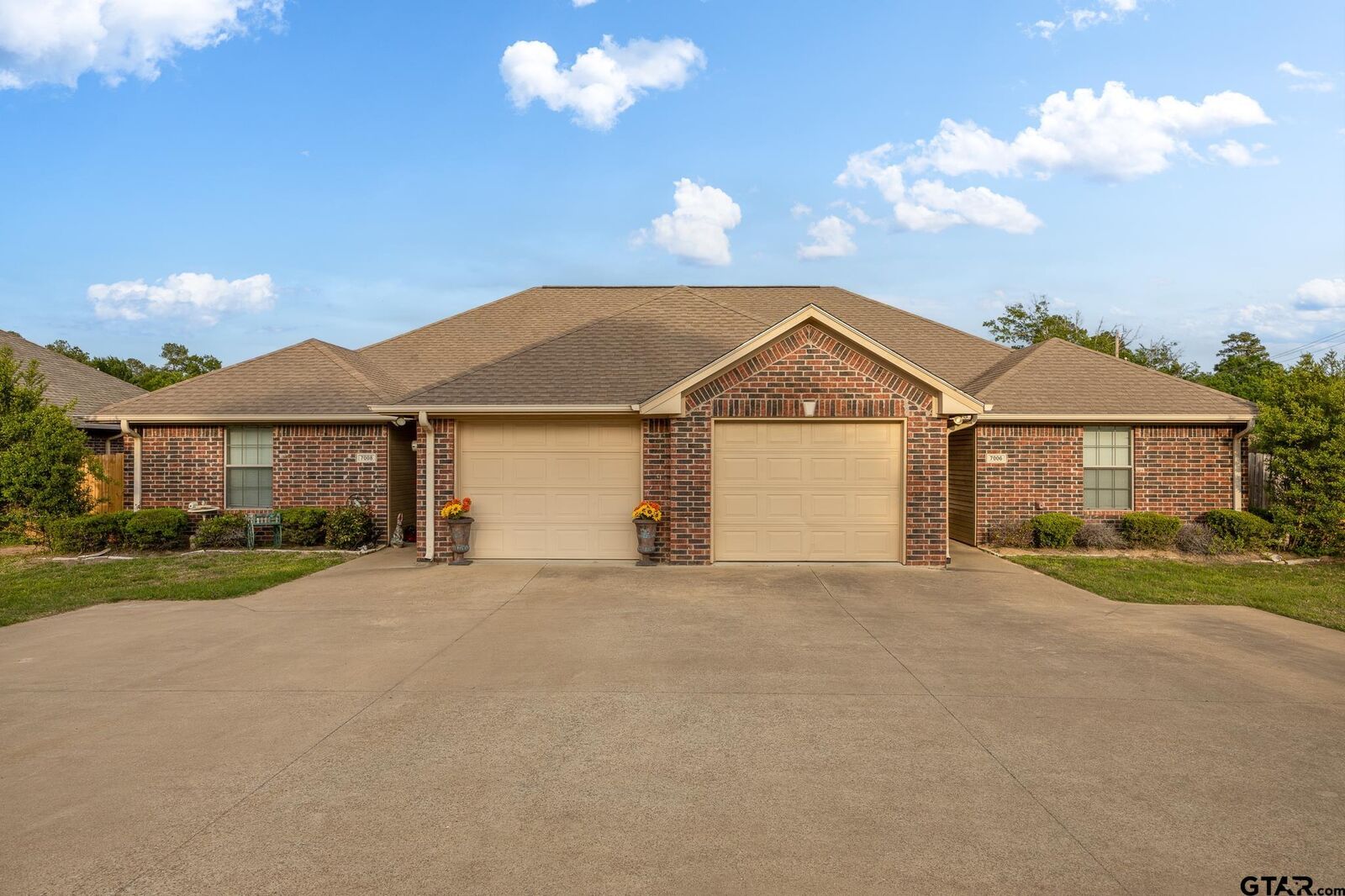 Property Photo: 6916 Cr 1215 TX 75762