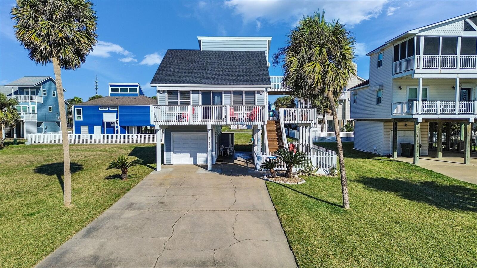 Property Photo:  13618 Pirates Beach Boulevard  TX 77554 