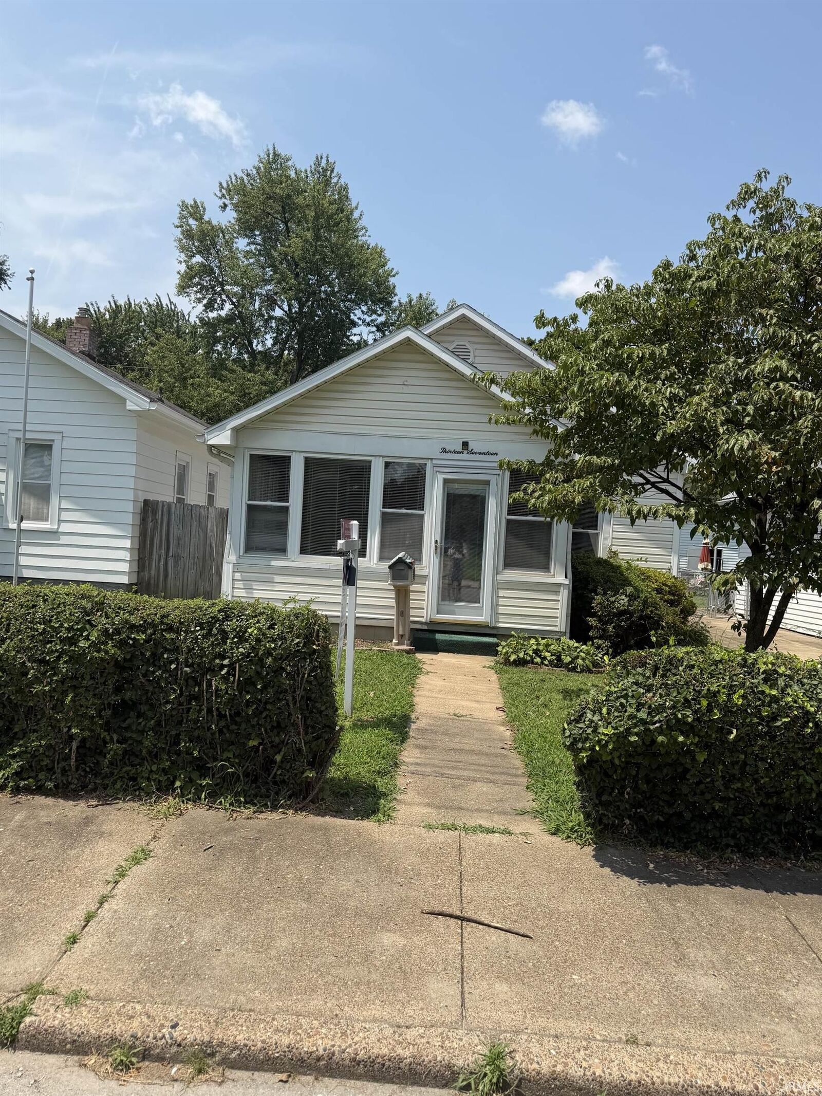 Property Photo: 1317 Lodge Avenue IN 47714