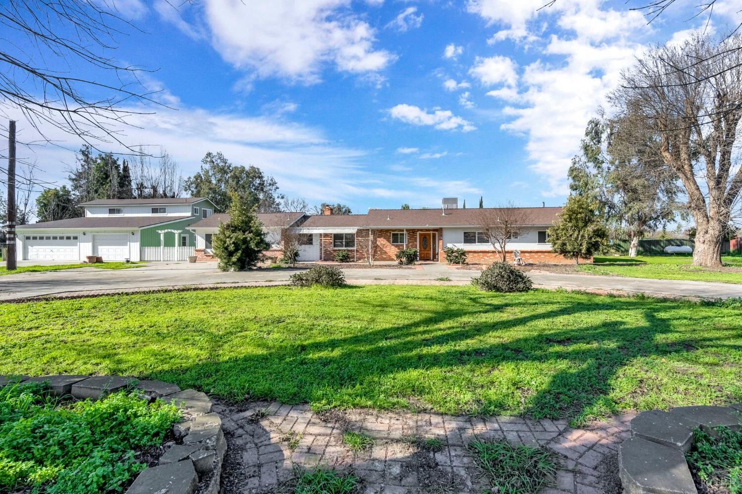 Property Photo:  16070 Houston Road  CA 93245 