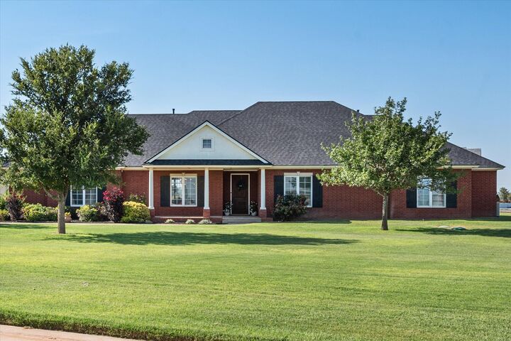 Property Photo: 7906 County Rd 6220 TX 79363