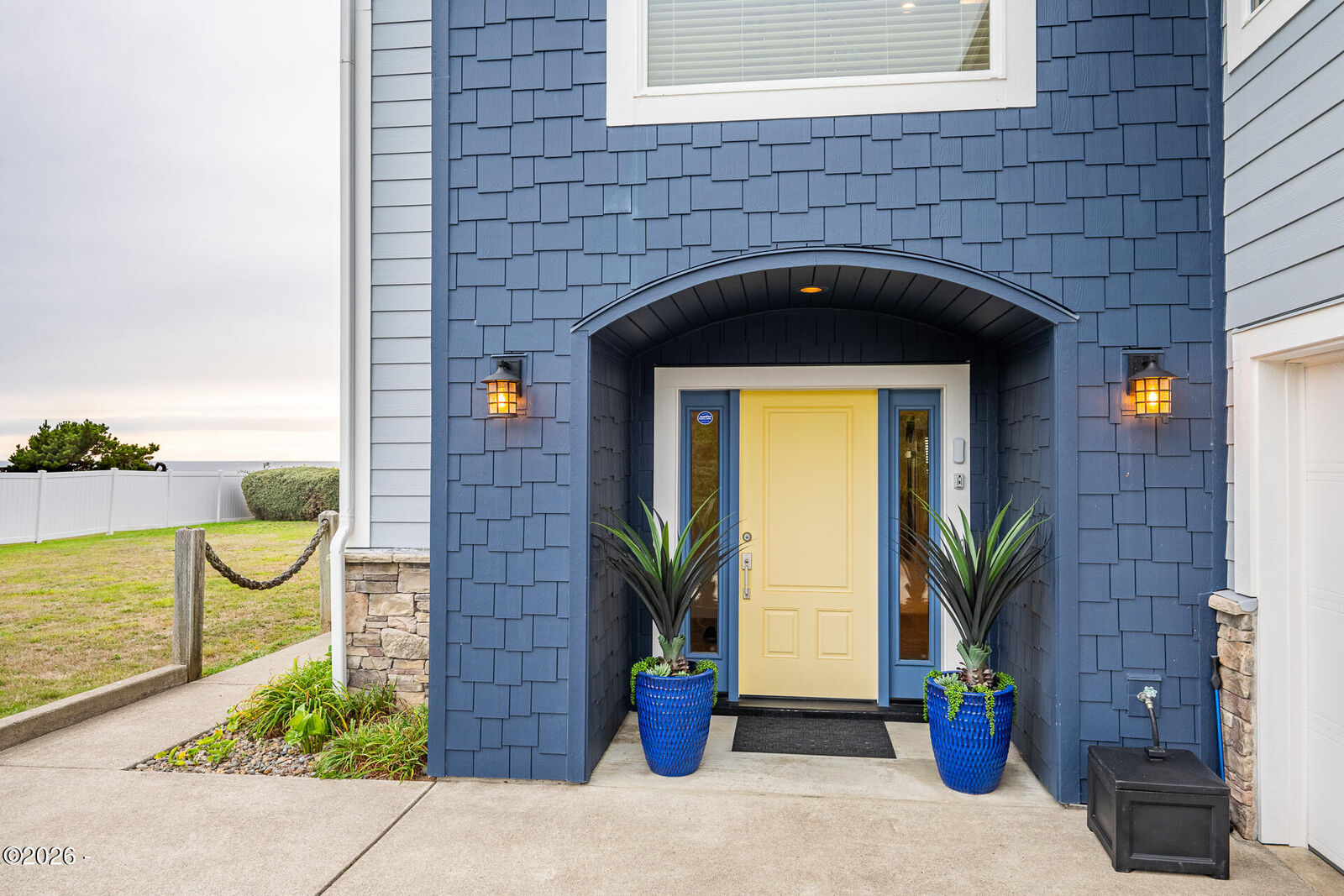 Property Photo: 1415 SW Coast Avenue OR 97367