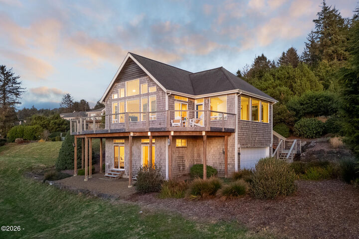 Property Photo: 5950 Pacific Overlook Drive OR 97149
