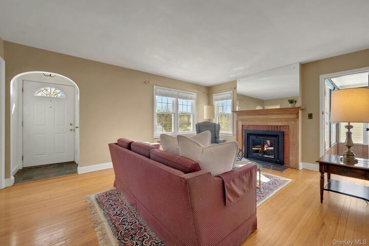 Property Photo:  20 Taft Lane  NY 10502 