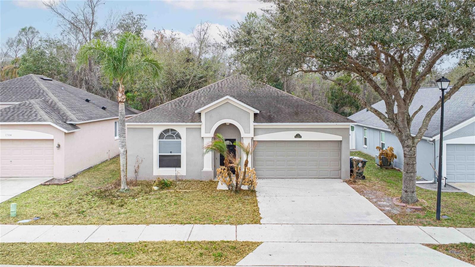 Property Photo: 1702 Riveredge Road FL 32766