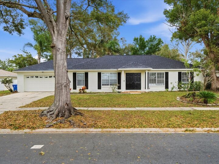 Property Photo:  13317 Lake George Lane  FL 33618 