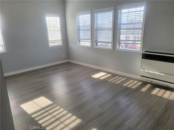 Property Photo:  1050 E Hellman Street  CA 90813 