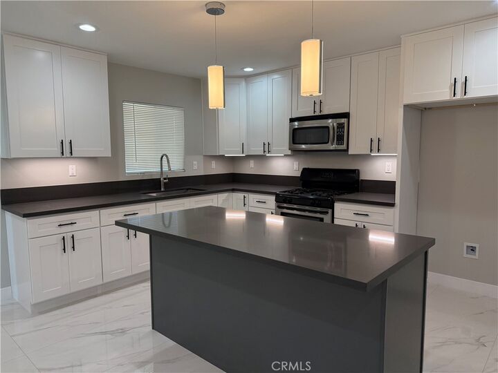 Property Photo:  14338 La Mesa  CA 92392 