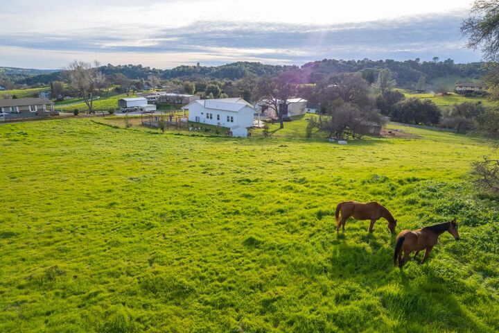 Property Photo: 11838 Appey Way CA 95370