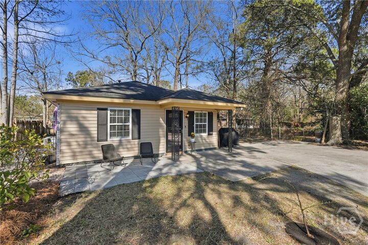 Property Photo:  1802 Quincy Street  GA 31405 