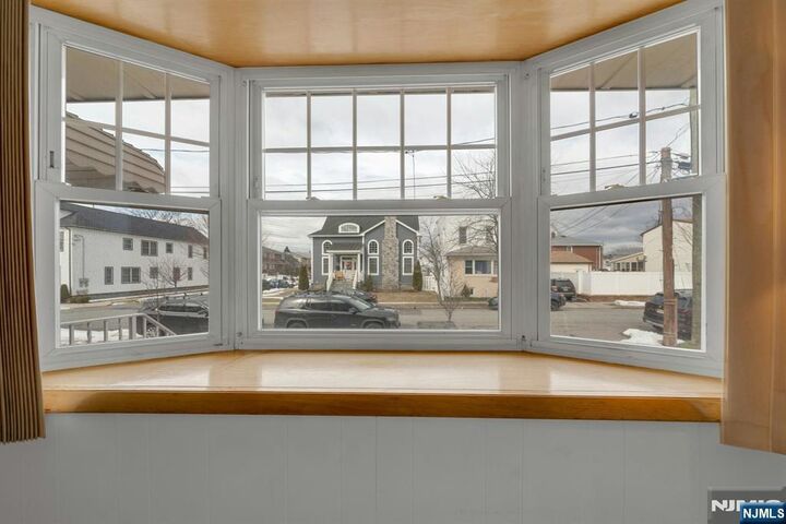 Property Photo:  712 Meyer Avenue  NJ 07071 