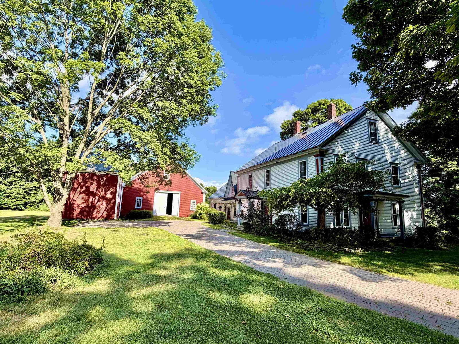 Property Photo:  68 Doe Lane  VT 05051 