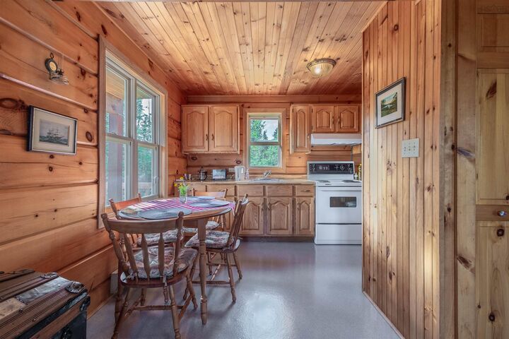 8132 Gabarus Highway — photo 1