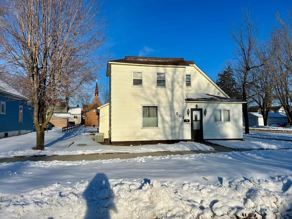 Property Photo:  501 3rd Street SE  MN 56482 