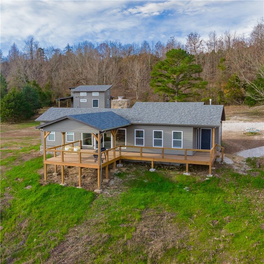 Property Photo:  302 Ar Y Highway 123  AR 72856 