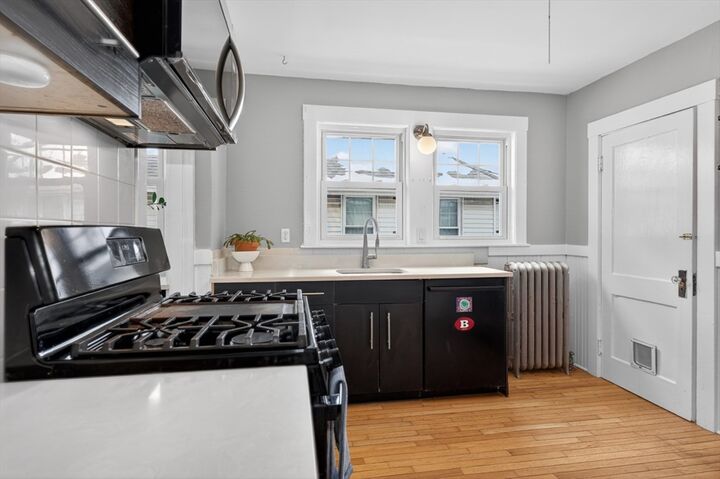 Property Photo:  519 Belmont Street 2  MA 02478 