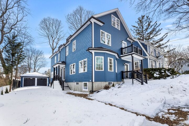 Property Photo:  48 Mystic Lake Drive 48  MA 02474 