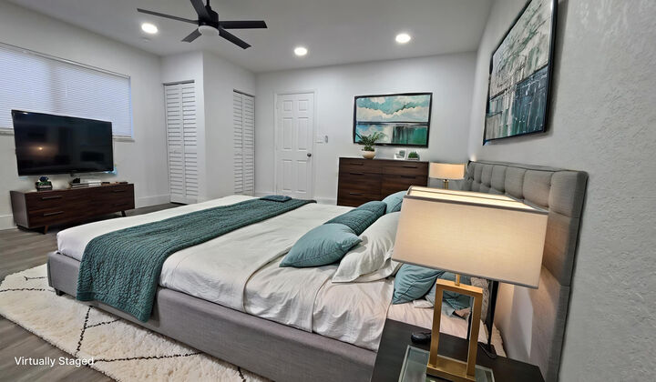 Property Photo:  618 SW 14th Terrace 5  FL 33312 