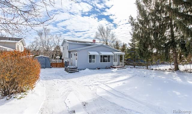 Property Photo:  8670 N Eston Road  MI 48348 