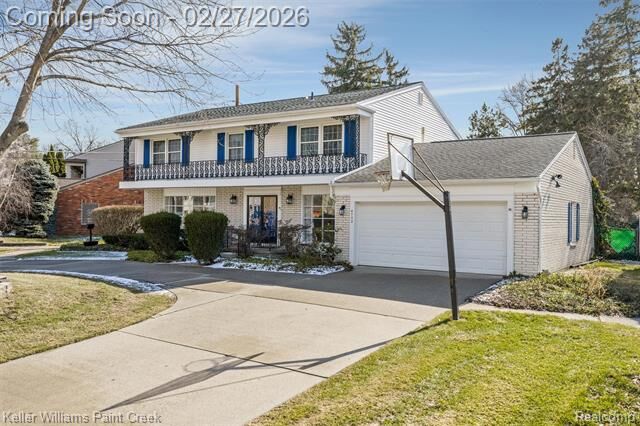 Property Photo:  4732 Barcroft Way  MI 48310 