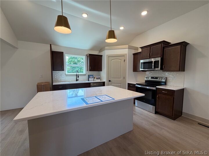 Property Photo: 7624 Melrose Lane 537 IN 47111