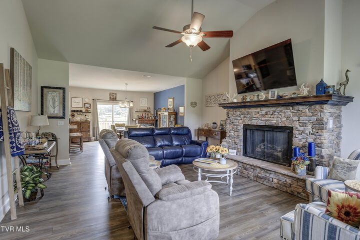 Property Photo:  133 Ug Buckles Road  TN 37643 