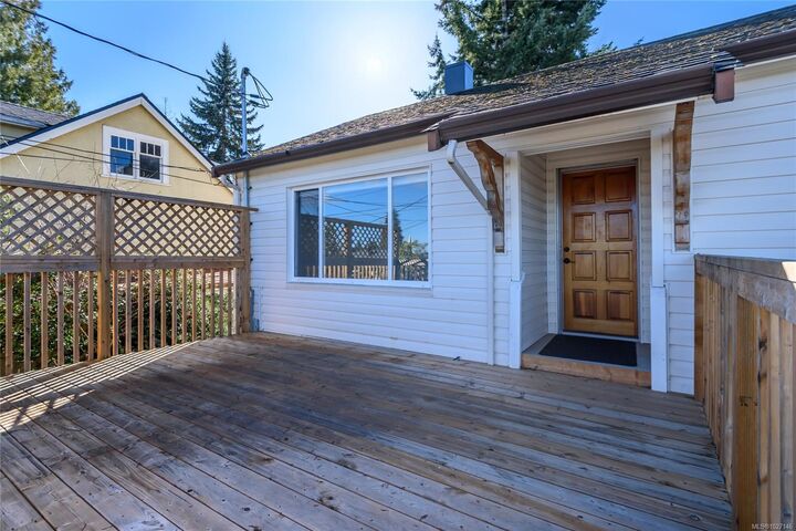 Property Photo: 649 McPhee Ave BC V9N 2Z7