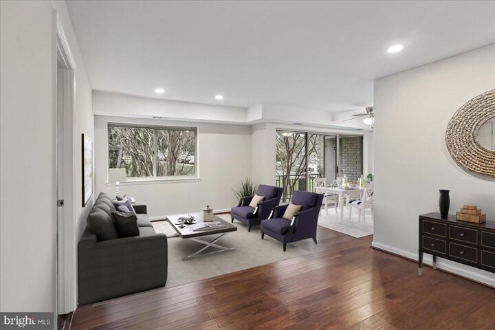 Property Photo: 5202 Crossfield Court 120 MD 20852