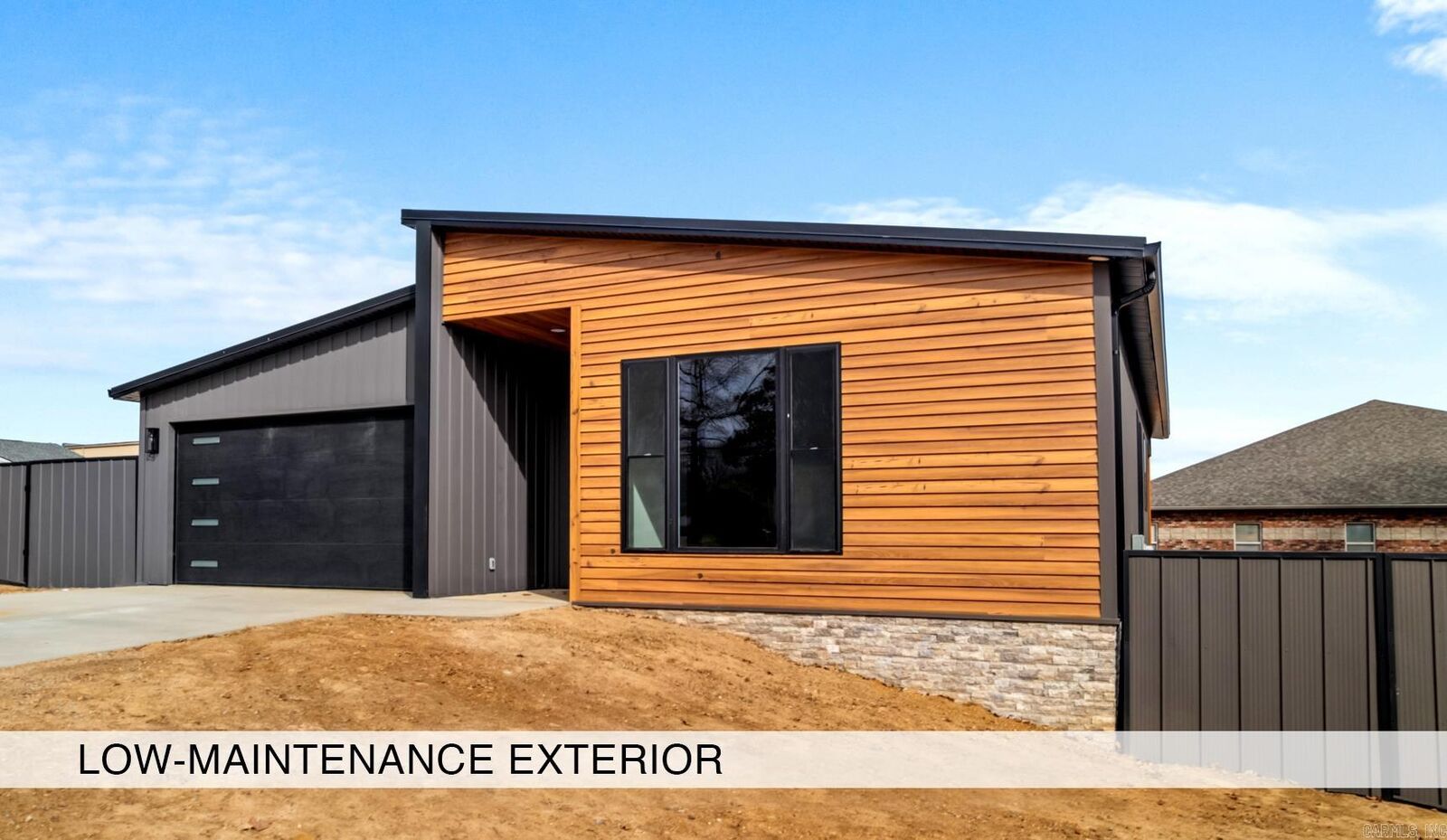 Property Photo: 1001 Bluebird Lane AR 72653