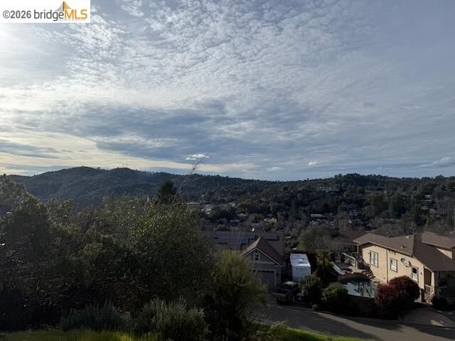 Property Photo:  546 Dusk Lane  CA 95370 