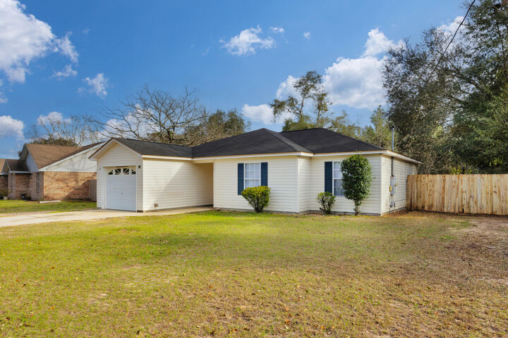 Property Photo:  4803 Young Road  FL 32539 