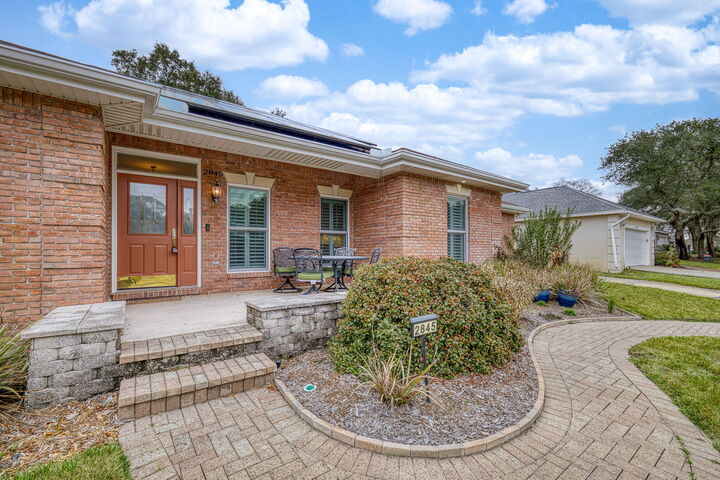 Property Photo: 2845 Jack Nicklaus Way FL 32579