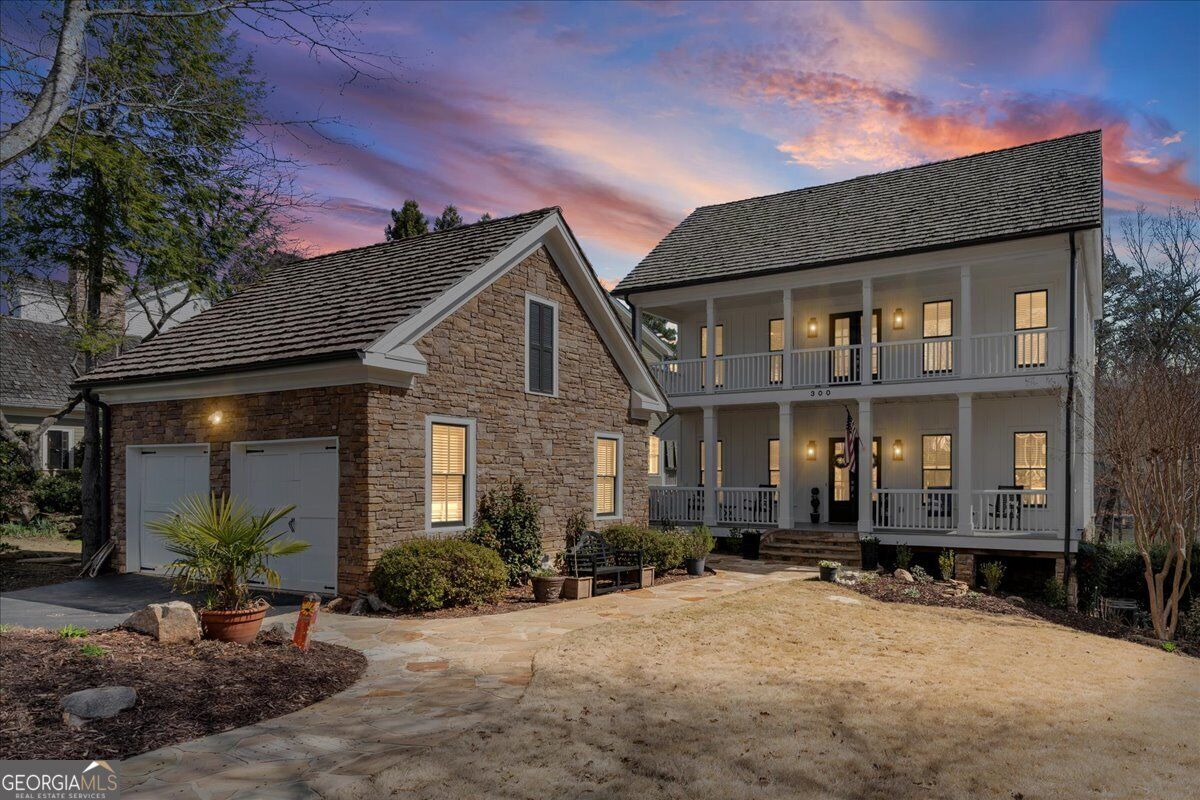 Property Photo:  300 Waterfront Park Lane  GA 30534 
