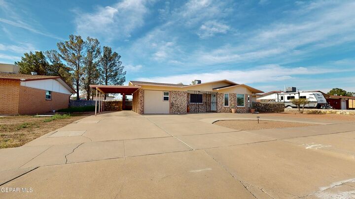 Property Photo:  8612 Arboleda Drive  TX 79907 