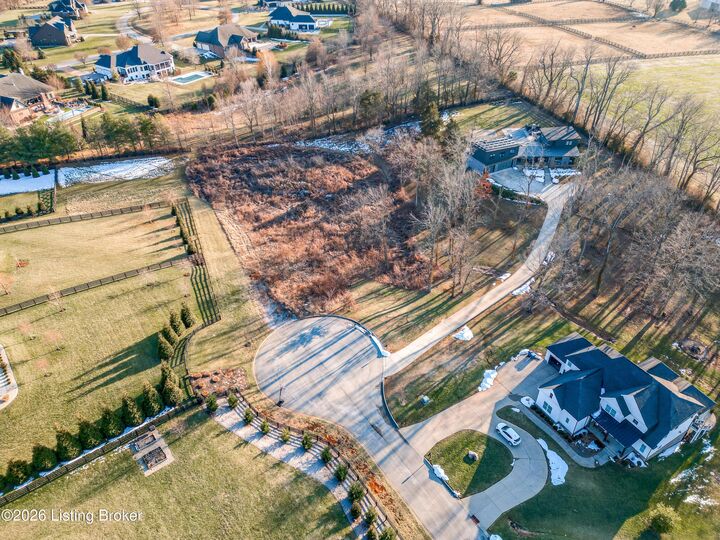 Property Photo:  11207 Saddle Ridge Ct  KY 40059 