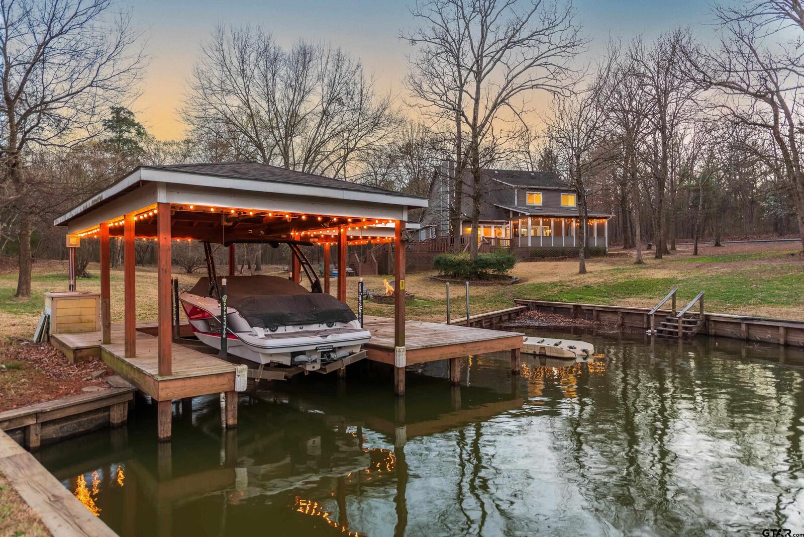 Property Photo: 233 E El Dorado Drive TX 75480