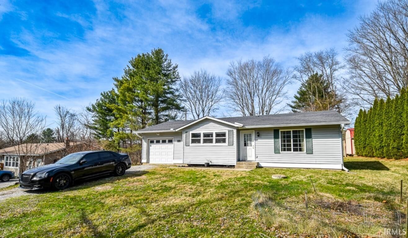 Property Photo: 4385 E Bethel Lane IN 47408-9567