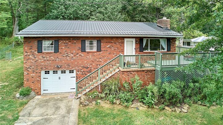 Property Photo:  115 Mountaineer Lane  WV 25312 