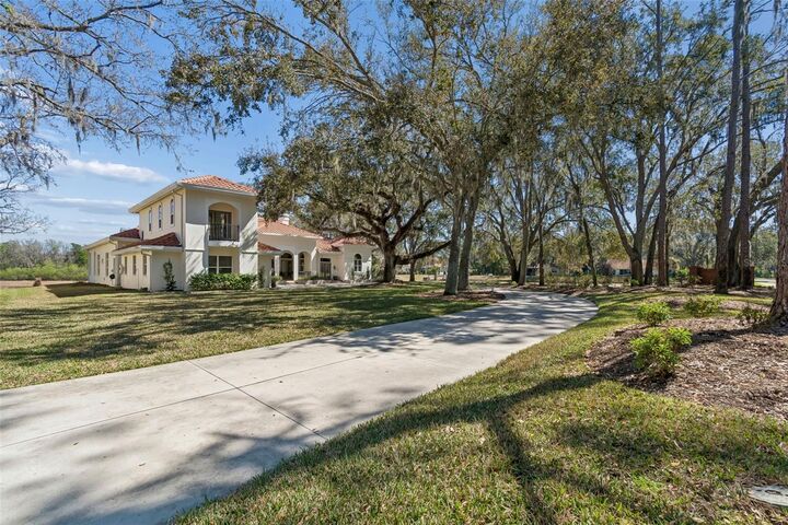 Property Photo:  5212 Golf Links Boulevard  FL 33541 