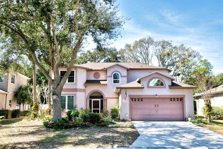Property Photo: 208 36th Street NE FL 34208