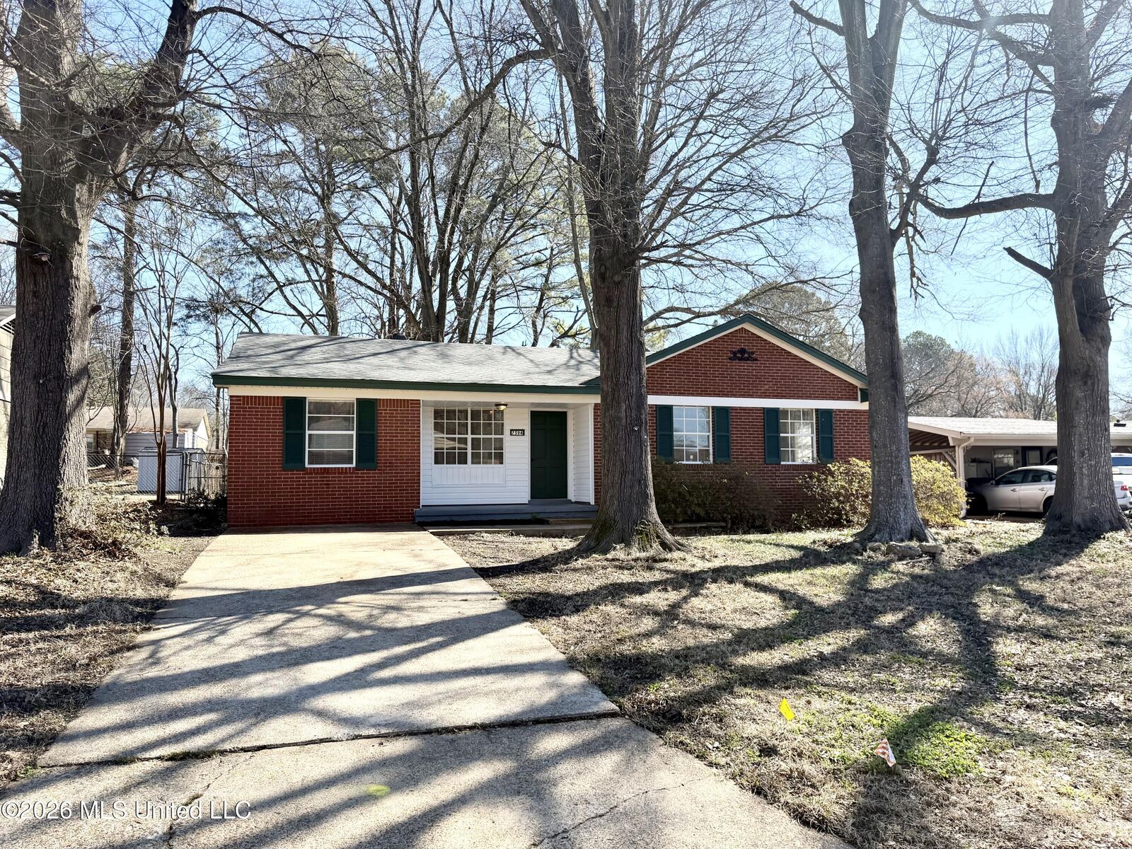 Property Photo: 7594 Cherry Valley Boulevard MS 38671