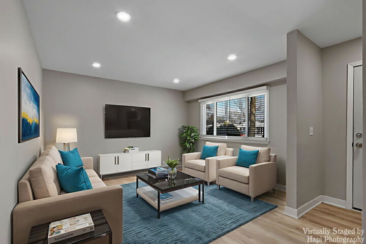 Property Photo: 74 Paddock Street IL 60538