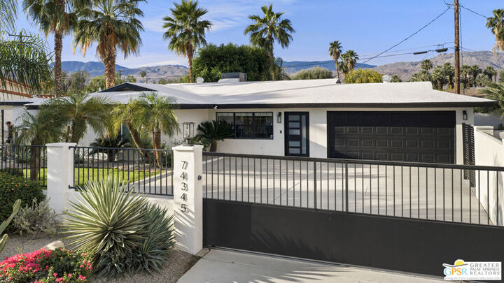 Property Photo:  74345 De Anza Way  CA 92260 